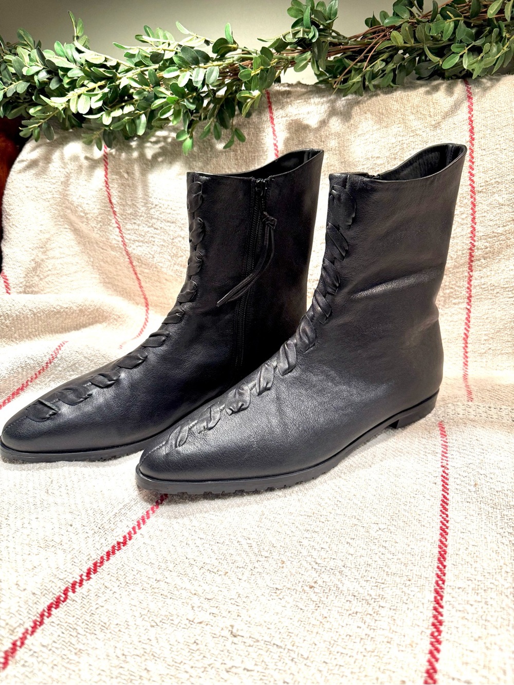 Henry Beguelin Black Leather Pointed Toe Flat Boots Ren Faire Medieval Vibes 40